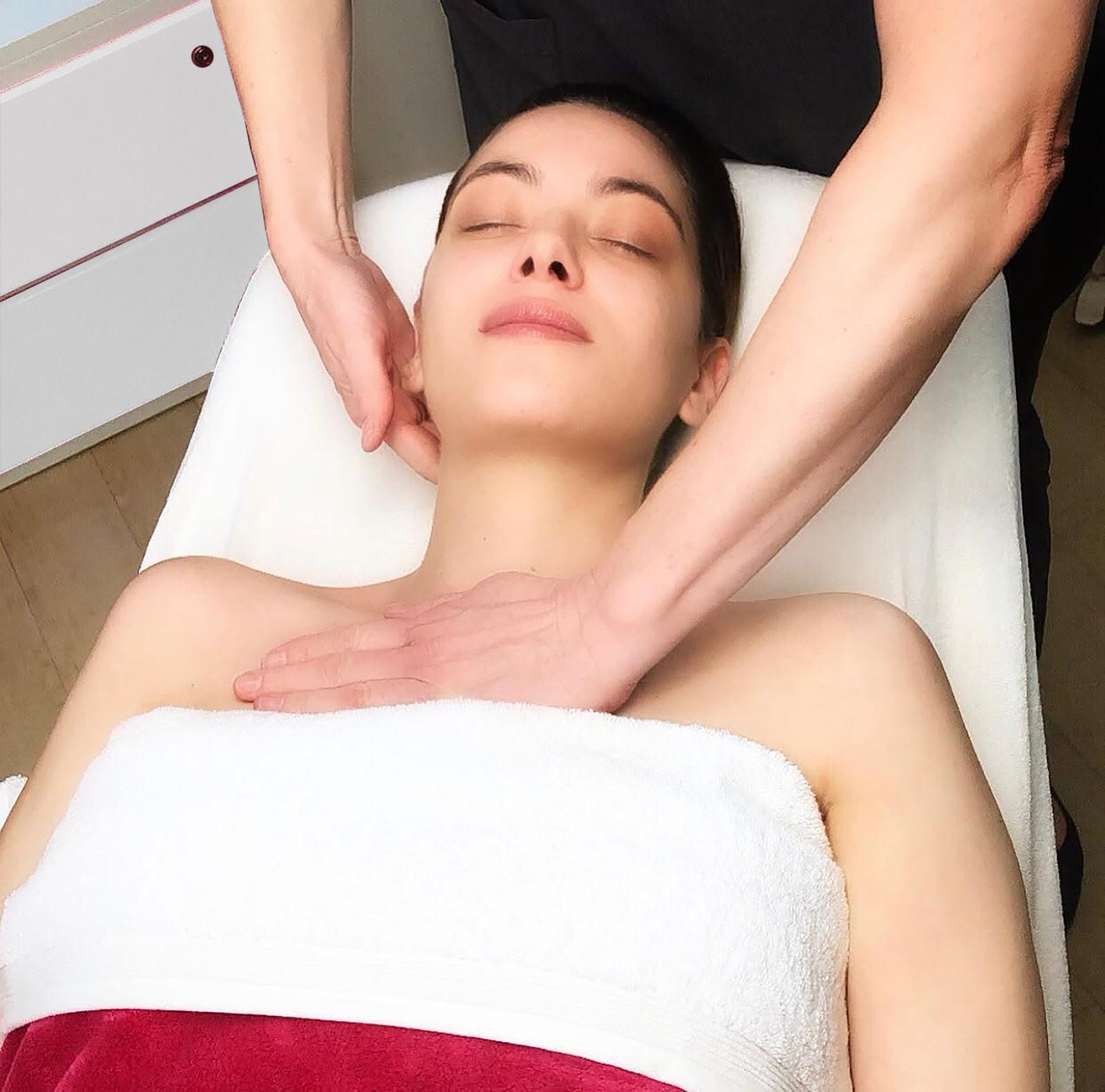 Relaxation facial